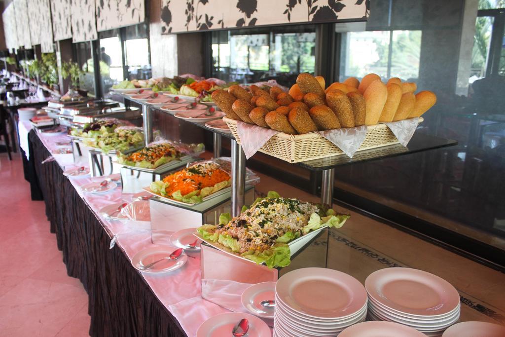 Zaki Hotel Meknès Dış mekan fotoğraf